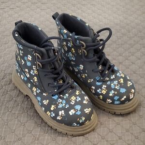 Oshkosh Ziomi Floral Boot 10M